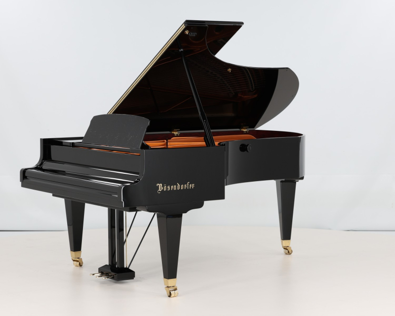 Bösendorfer 225 Grand Piano - c2005