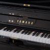 Yamaha SU7 Upright - Keyboard
