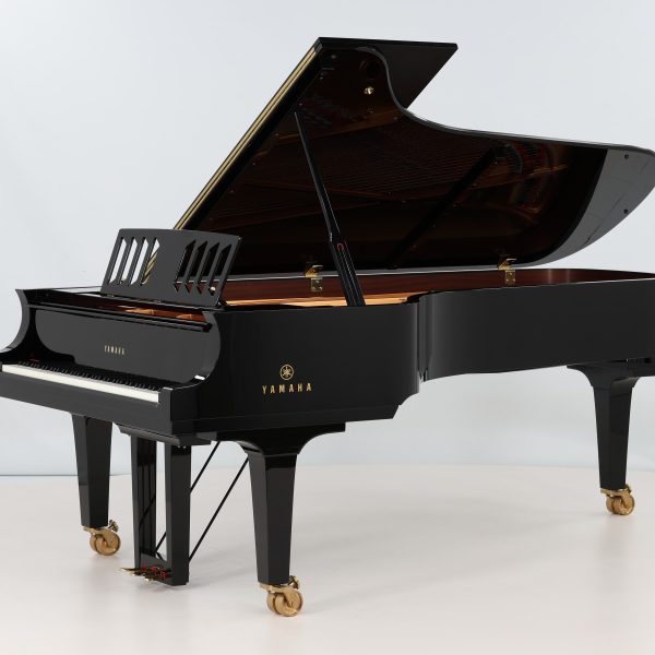 Yamaha CFX Concert Grand Piano