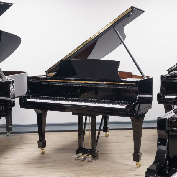 Used Steinway & Sons Model M Grand Piano - c2016