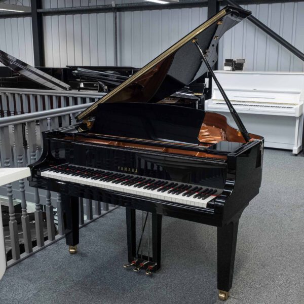 Used Yamaha C2X Grand Piano