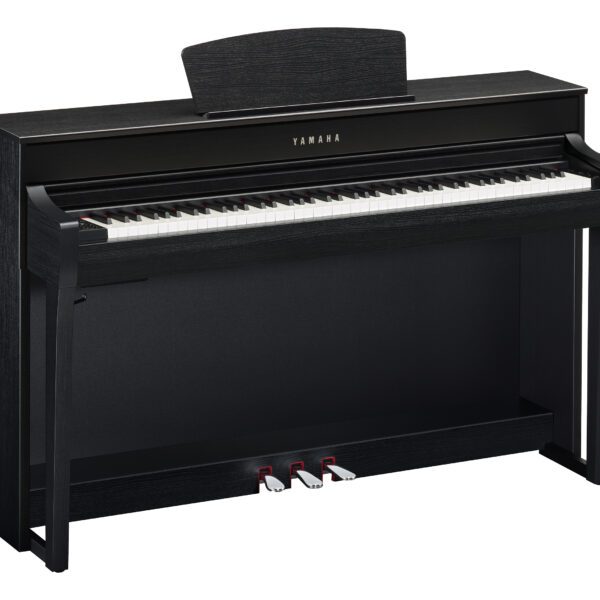 Yamaha CLP 735