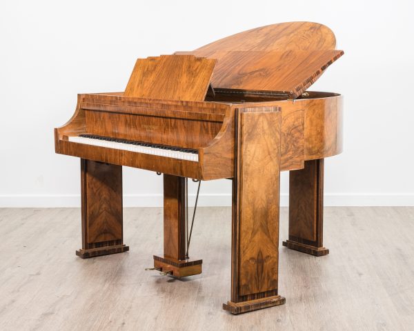 Strohmenger Grand Piano - c1930