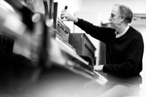 piano tuning in London