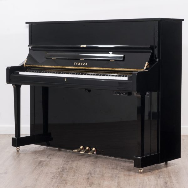 Yamaha U1-Silent Upright Piano in Polished Black