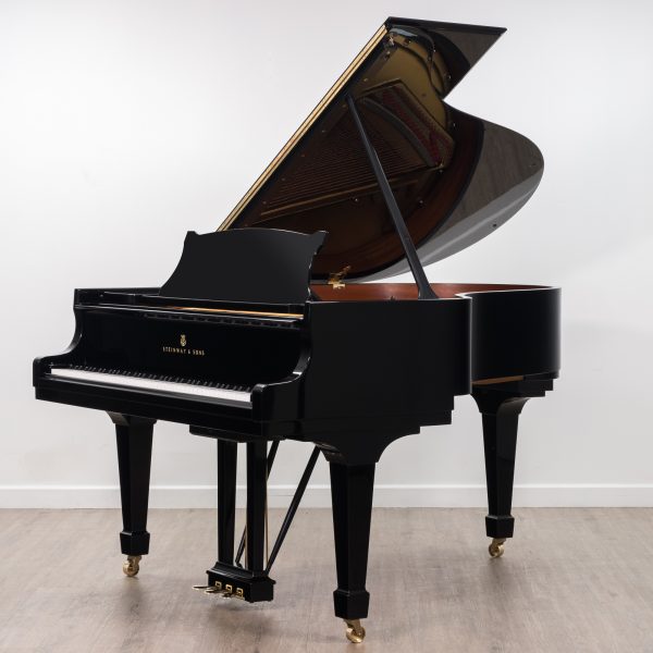 Steinway Model O Grand Piano in Polished Ebony