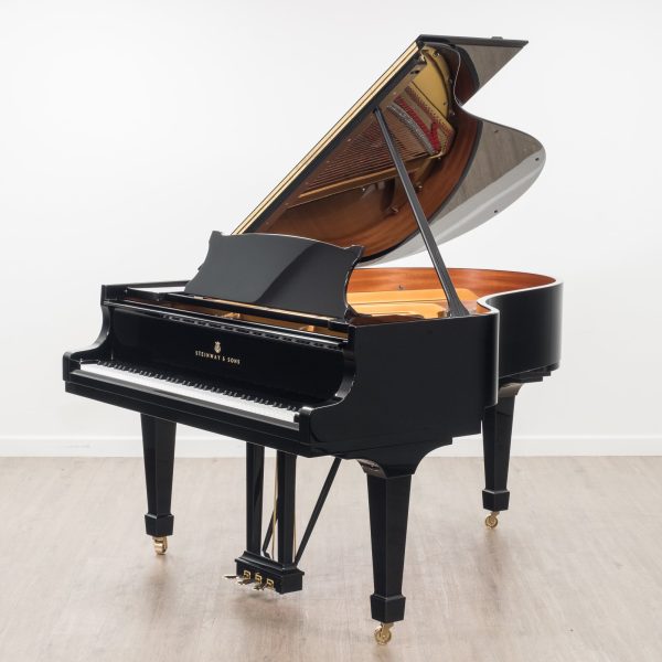Steinway Model O Grand Piano in Polished Ebony