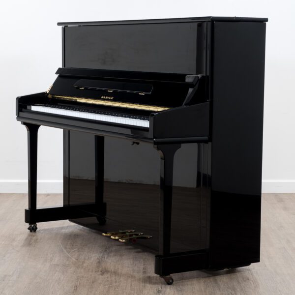 Samick JS-121 MD Upright Piano in polished ebony