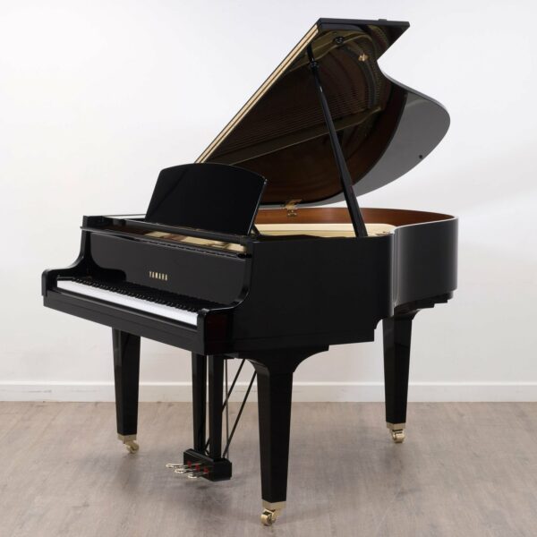 Yamaha GH1 Grand Piano in polished black