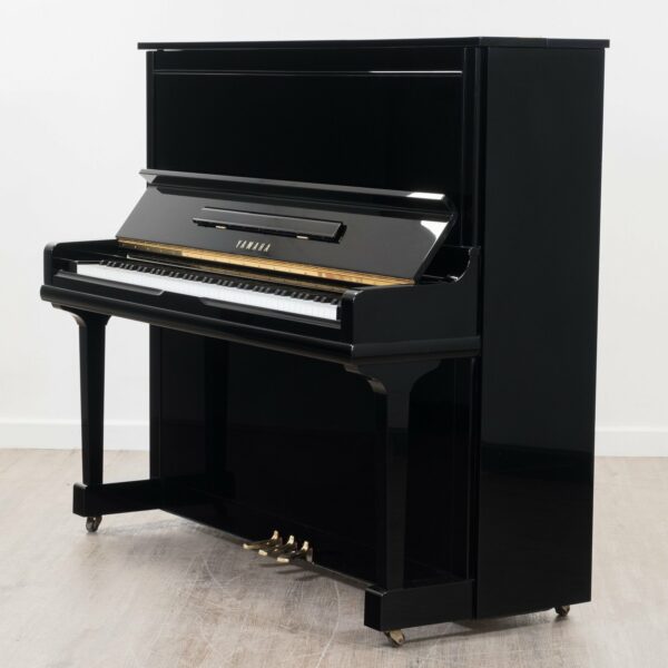 Yamaha U30A Upright Piano in black