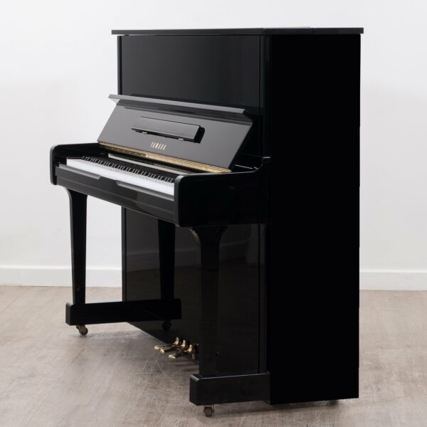 Yamaha U100 Upright Piano in polished black
