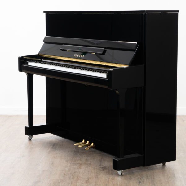 Yamaha B3 Upright Piano