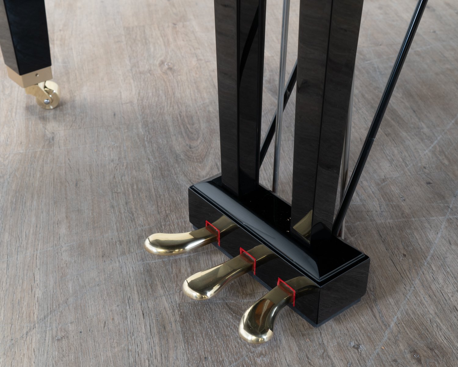 Yamaha GC1 Grand Piano in polished black