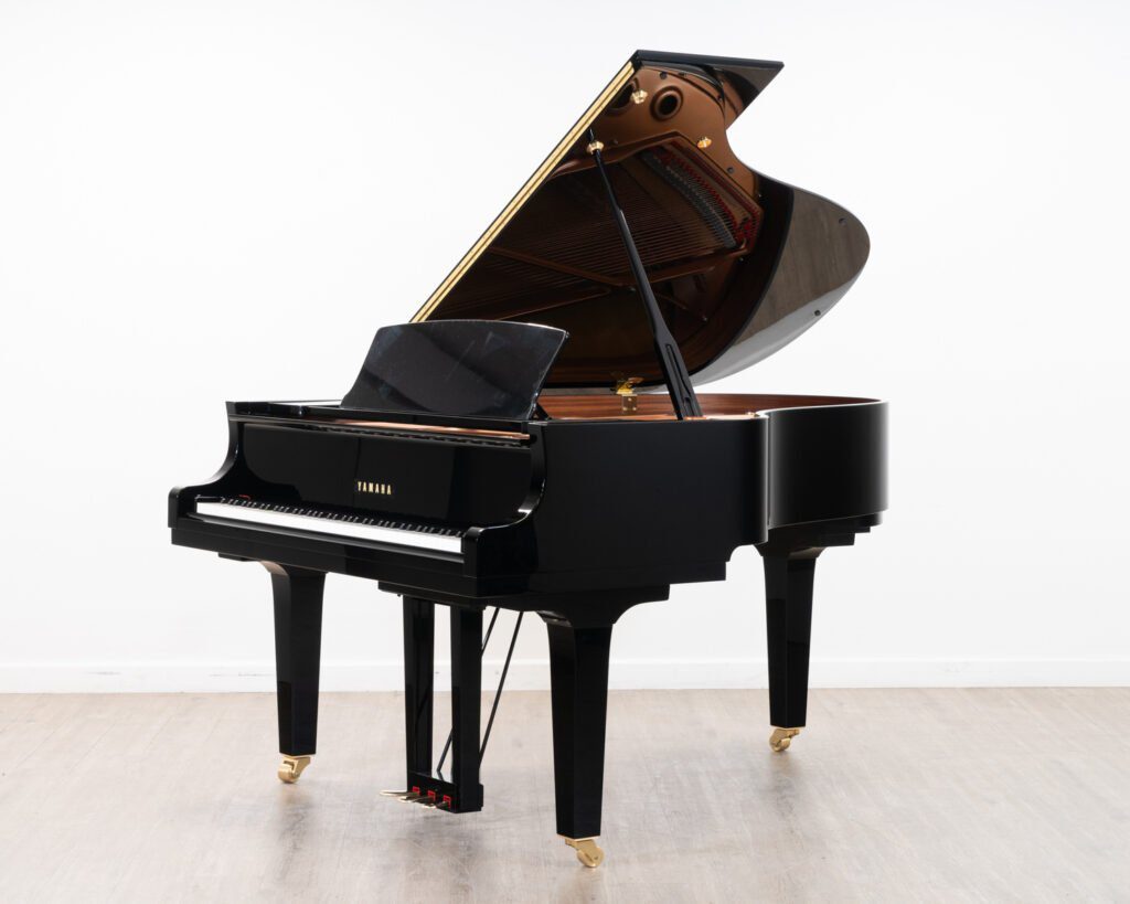 Yamaha-C3X-15022-1024x819.jpg