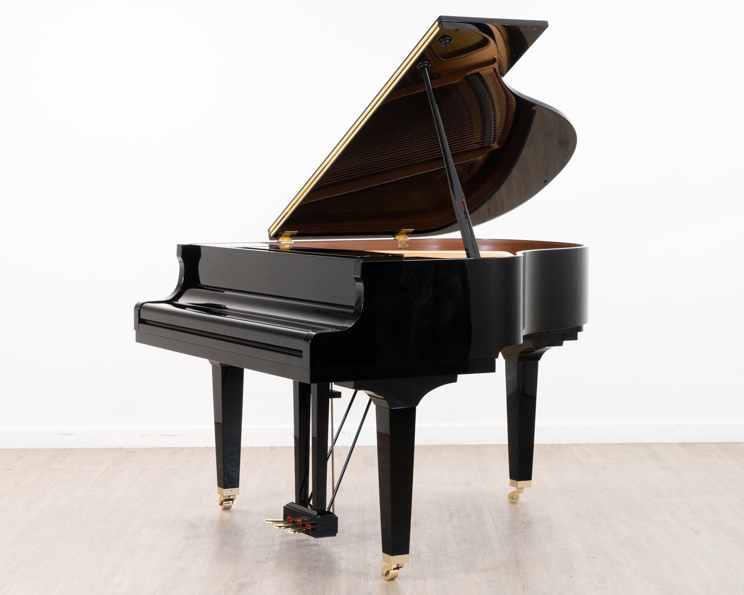 Yamaha GA1 Grand Piano in black