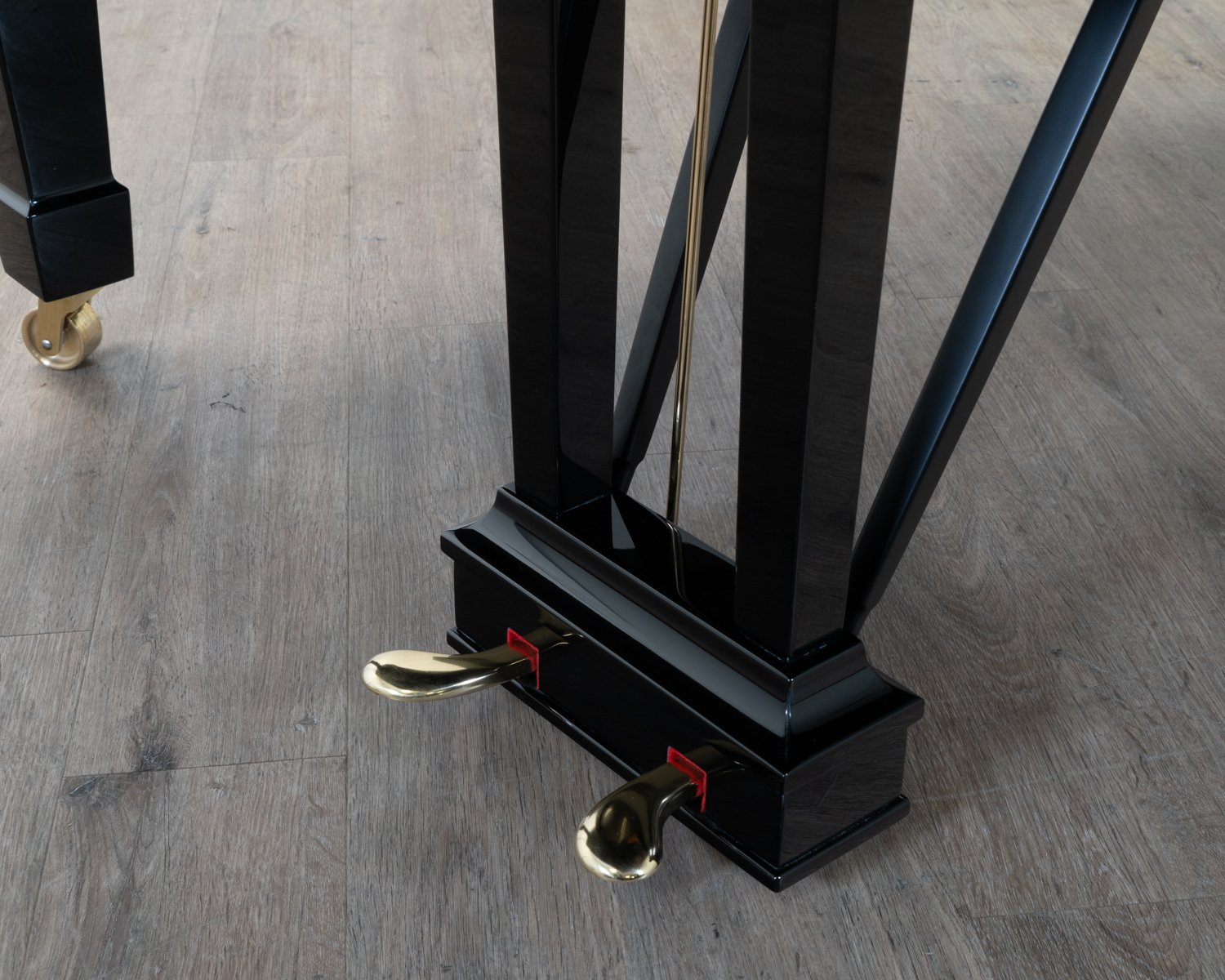 Steinway Model M Grand Piano in Black