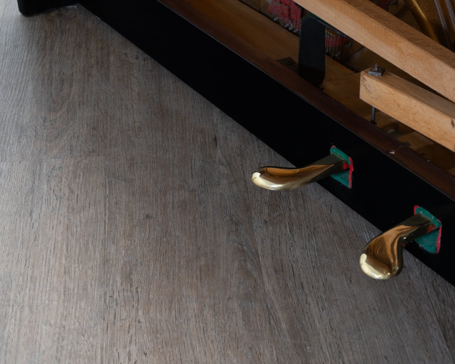 Steinway & Sons Model V