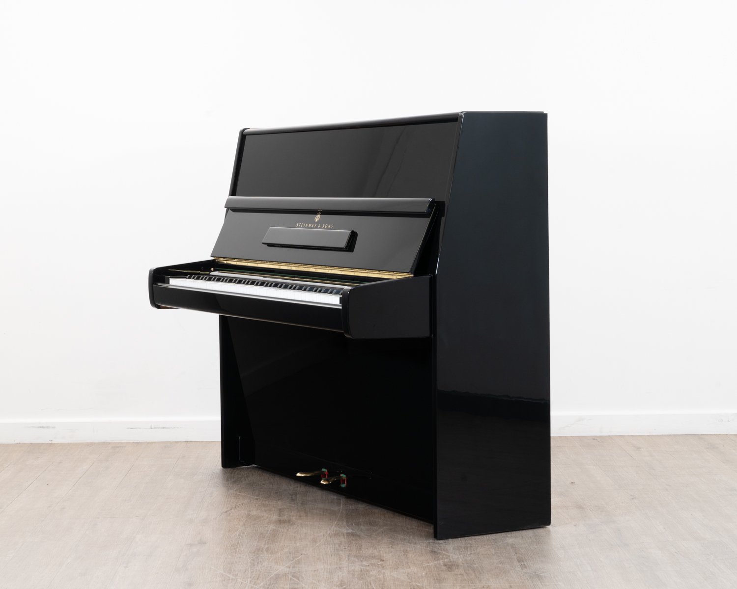 Steinway & Sons Model V Upright Piano - C1973