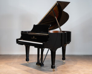 Steinway S-2