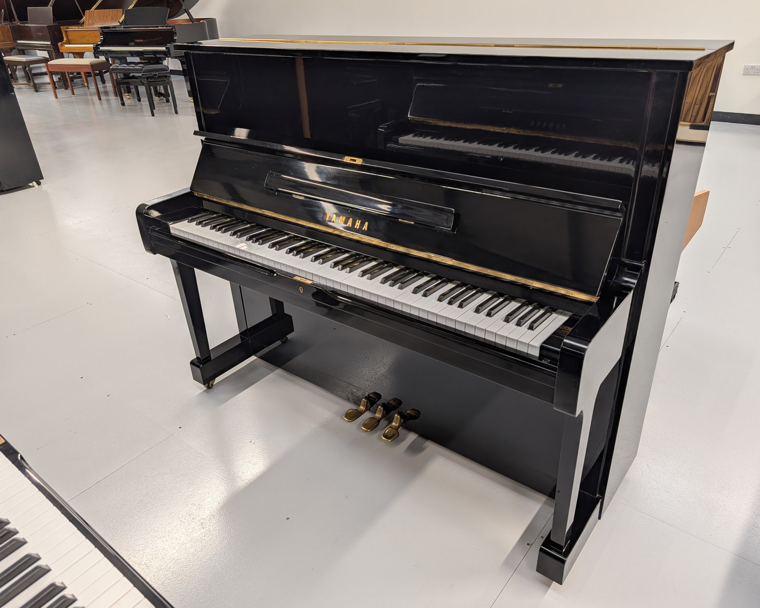 Yamaha U1 Upright Piano - c1975