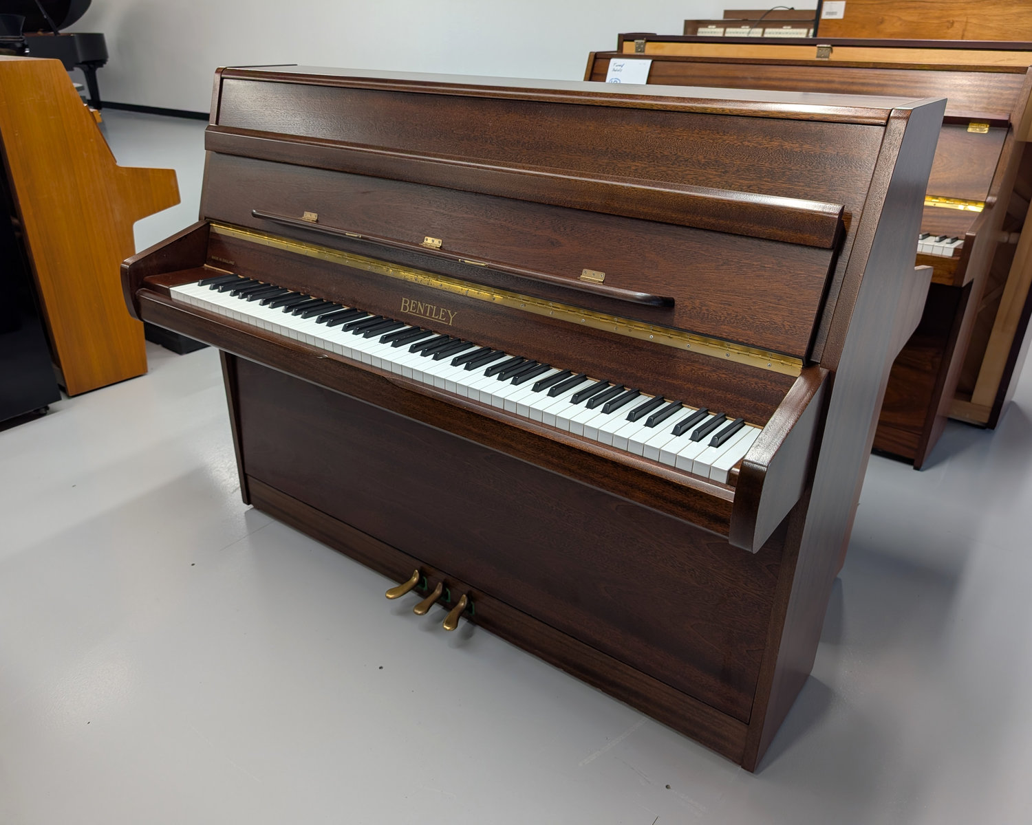 Bentley 108 Upright Piano - c1997