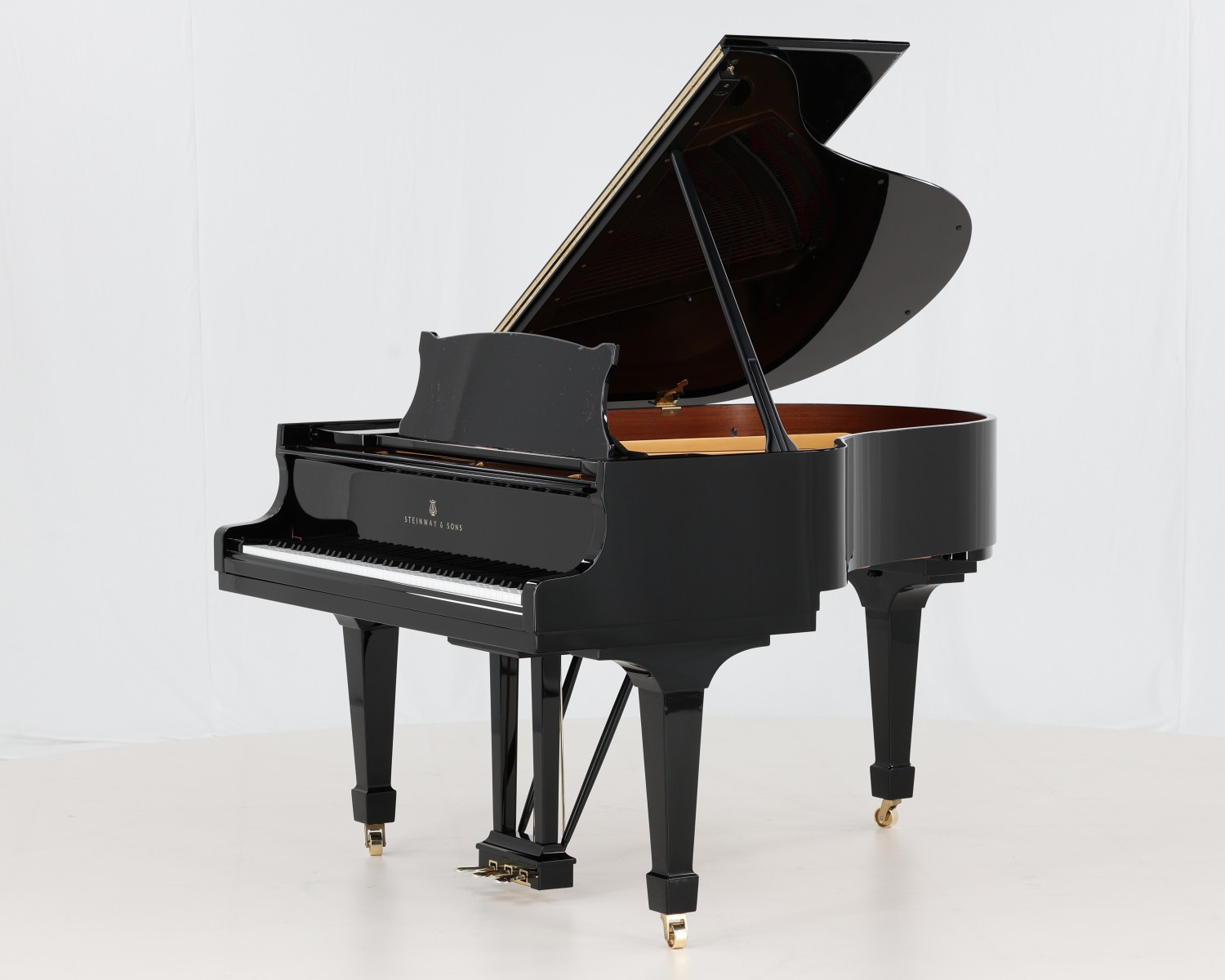 Steinway & Sons Model M Grand Piano - c2003